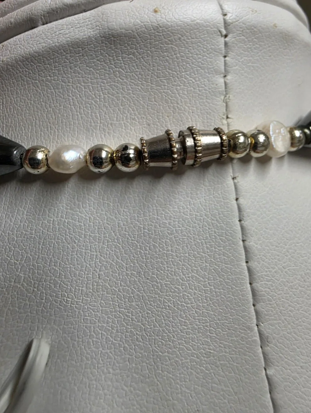 Black Hematite and Rice Pearl 4 Pc Bundle. - Picture 4 of 10